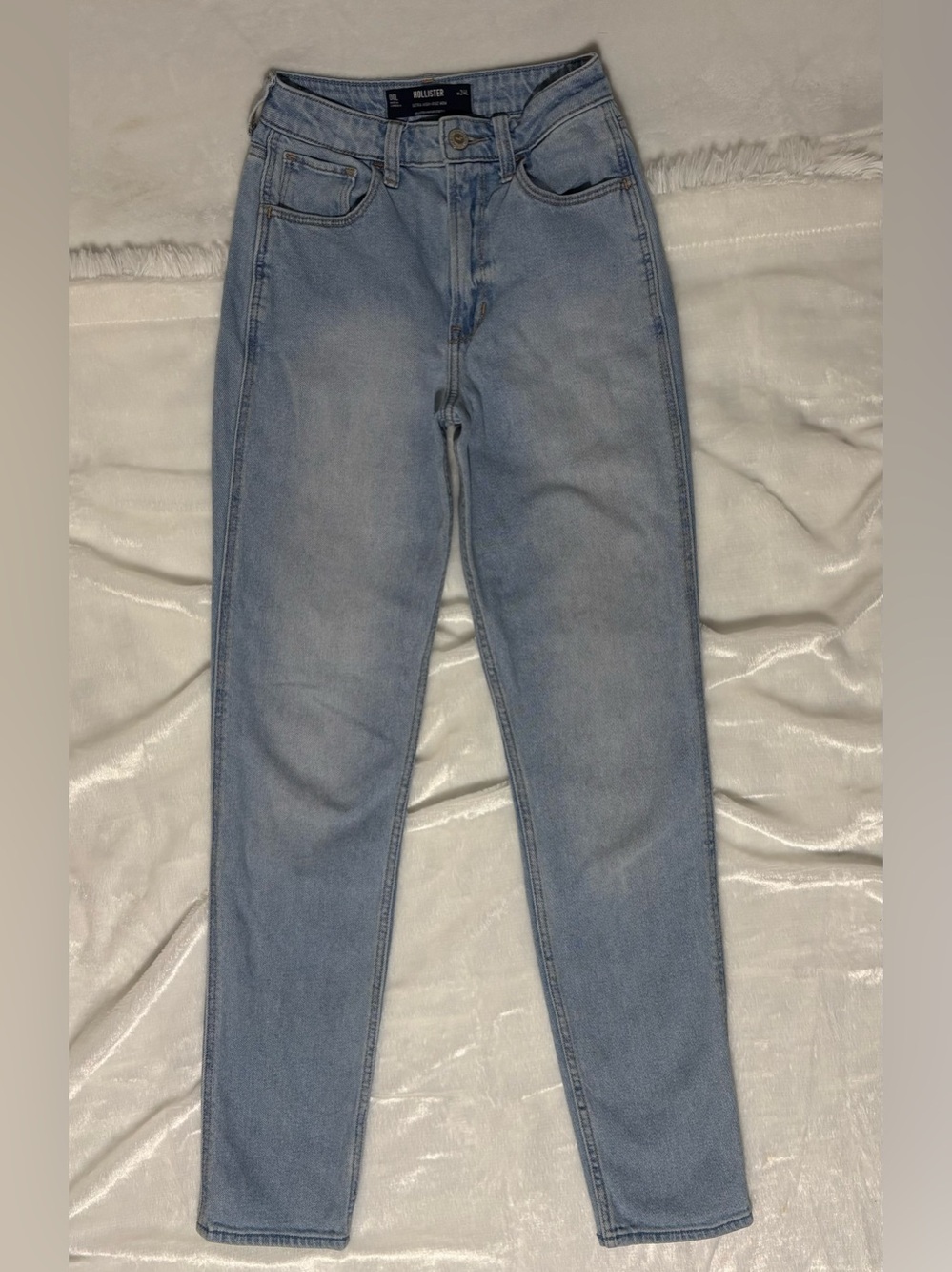 Jeans, Hollister Ultra High-Rise Mom with vintage stretch